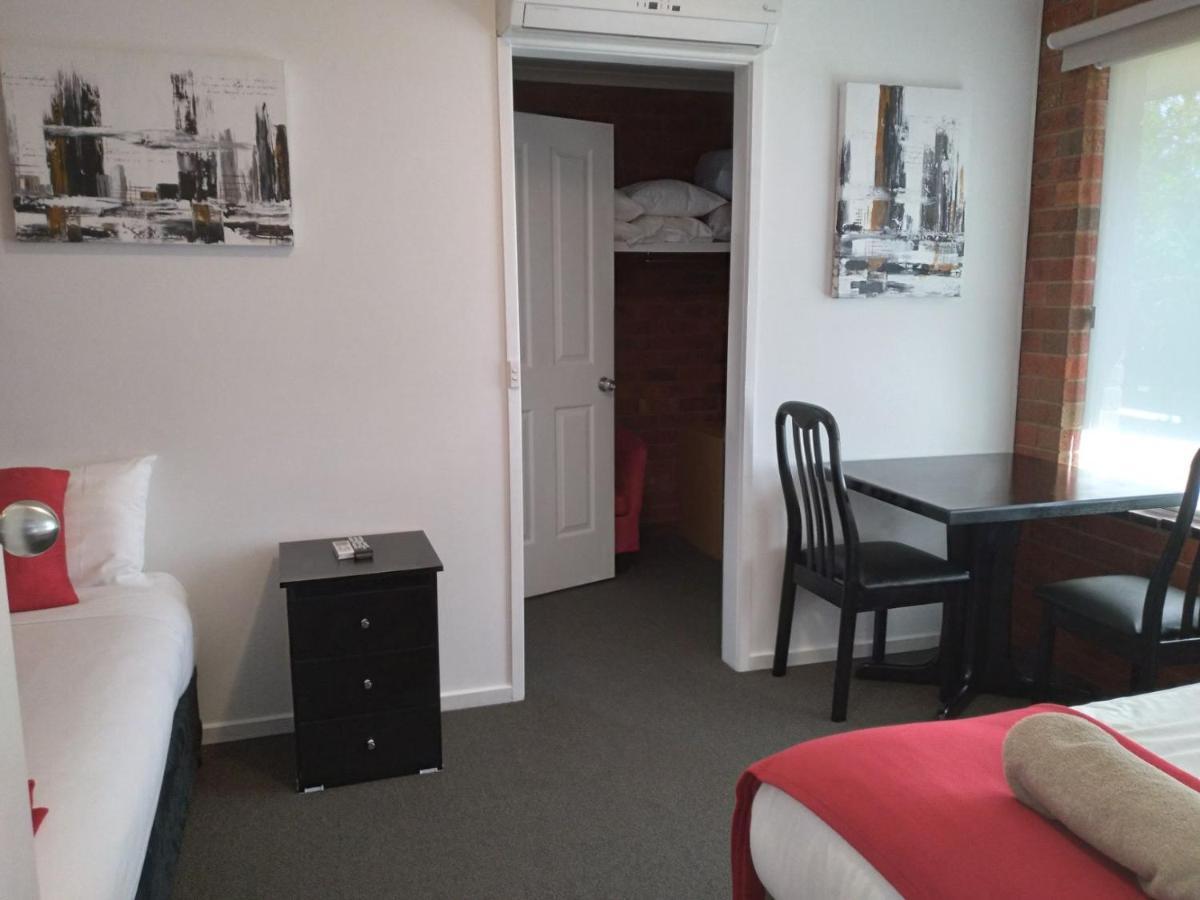 Pevensey Motor Lodge Ечука Екстер'єр фото