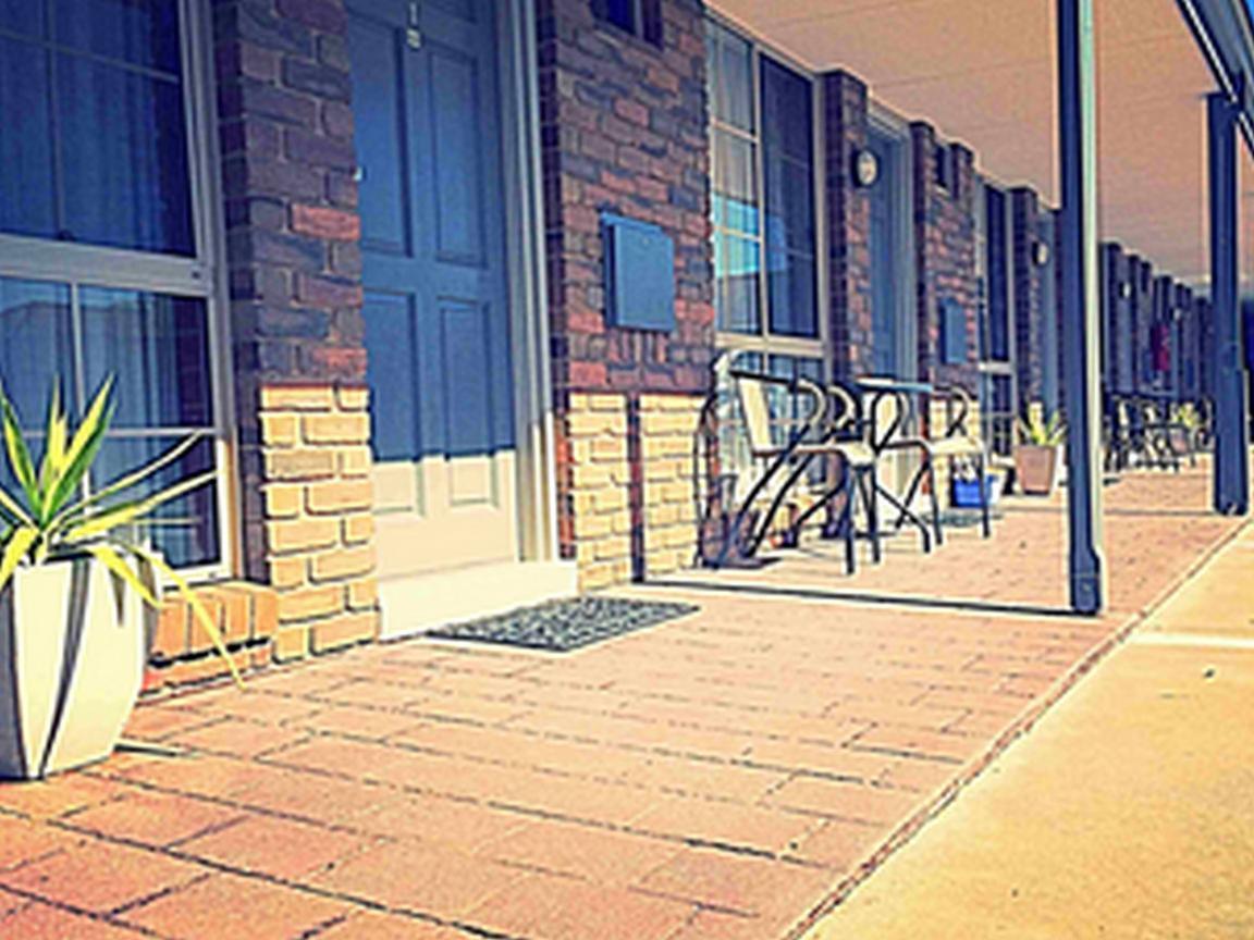 Pevensey Motor Lodge Ечука Екстер'єр фото